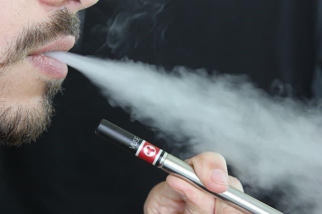 Exploring the Rise of E-Papierosy and How CDC E Cigarettes Are Shaping the Market with E-Papierosy Trends