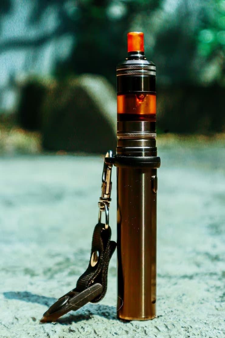 Discover e-papierosy Innovations with the Green Electronic Cigarette Lighter Watch for Modern Users