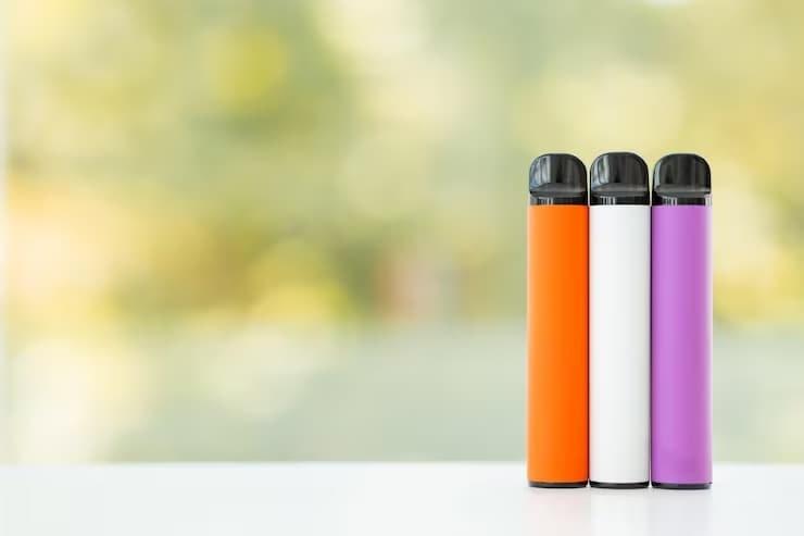 Pro poker tips plus e-cigarette coupon code deals to increase your poker bankroll and save on vapes