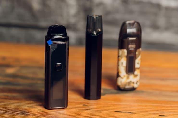 Surprising E-cigarete Study Shows e cigarettes and anxiety May Be Linked in Young Adults