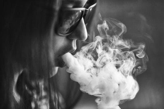 IBvape Shop insights on e cigarettes vs traditional cigarettes — What Smokers Need to Know in 2026