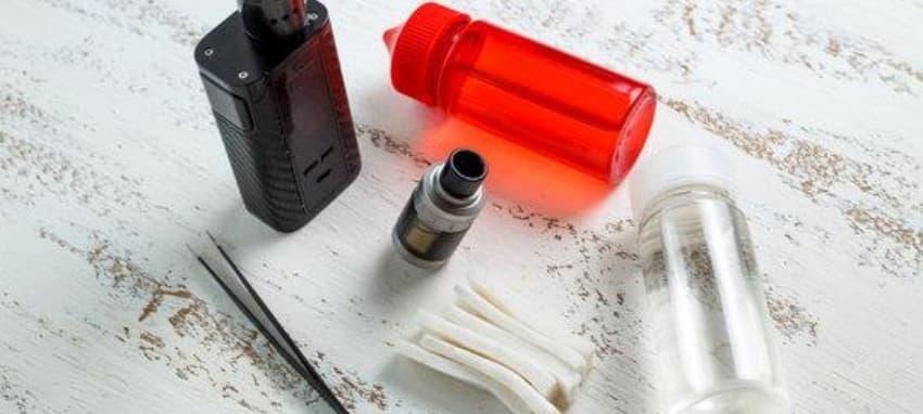 E-cigarete travel checklist and FAQs - can you travel with an e cigarette across borders safely