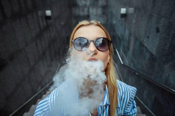 Learn how does an e-cigarette work and catch trực tiếp bóng đá streams today practical tips for tech and sports fans