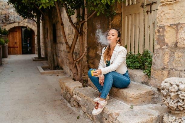 Practical Guide to e cigarette danger and electronic cigarette advantages and disadvantages for informed choices