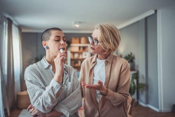 Guide to top e-cigarettes and are e-cigarettes tobacco products answered for curious vapers
