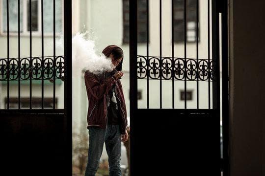 IBvape E-Cigarete review and buyer tips to find the best price electronic cigarette deals online
