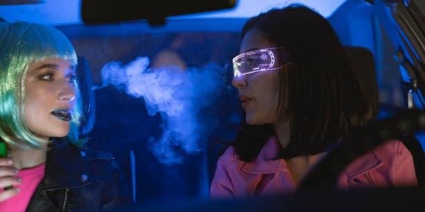 How coi đá gà trực tiếp and pipe electronic cigarette Trends Are Redefining Live Betting and Vaping Culture